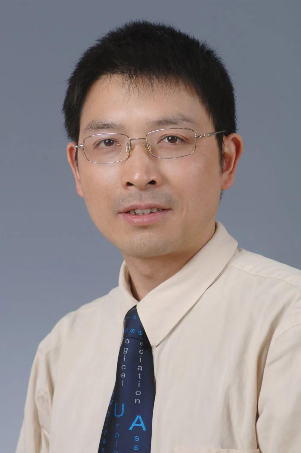 汪超軍 泌尿外科主任醫(yī)師,博士。浙一醫(yī)院余杭聯(lián)盟醫(yī)院執(zhí)行院長.jpg 汪超軍 泌尿外科主任醫(yī)師,博士。浙一醫(yī)院余杭聯(lián)盟醫(yī)院執(zhí)行院長.jpg